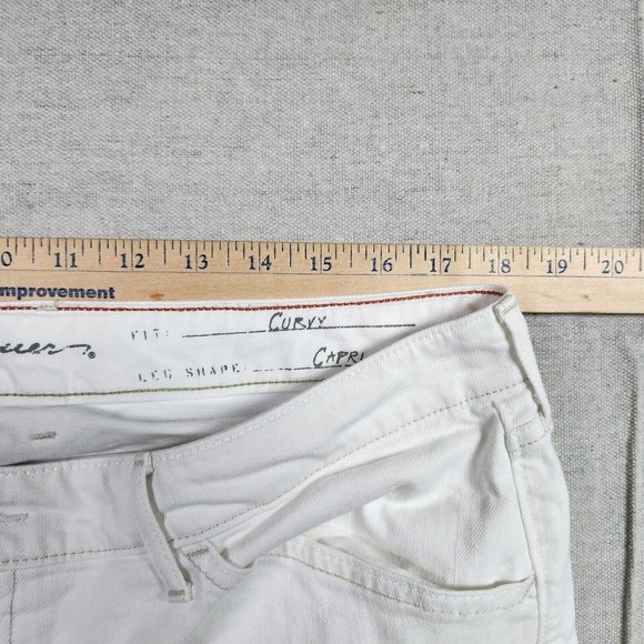 Eddie Bauer Womens Size T16 White Curvy Crop Capri Denim Jeans - Picture 9 of 14